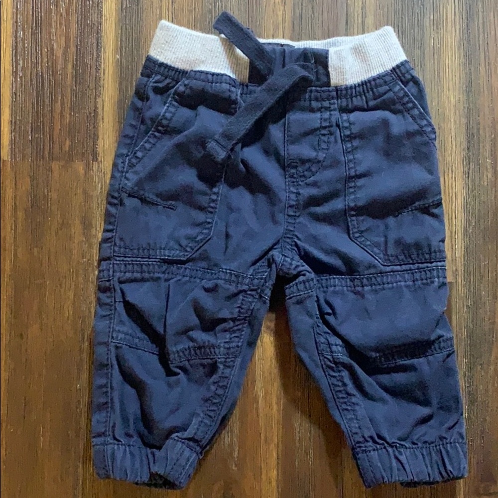 Oshkosh baby 6M pants
